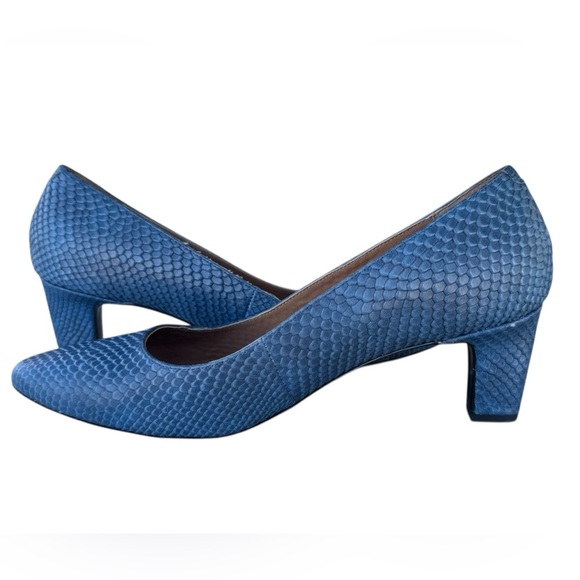 VIONIC MADISON MIA Heels - Picture 8 of 10